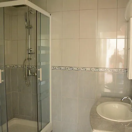 Cote Barbacane - Parking Prive - 100m Cite Medievale Apartment *